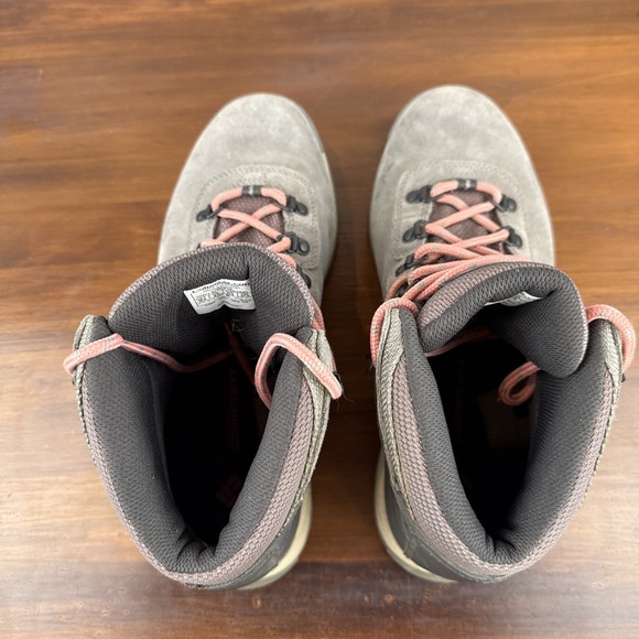 Women's Columbia Hiking Boots Grey Pink Size 10.5 Wide Suede Waterproof - Picture 10 of 12